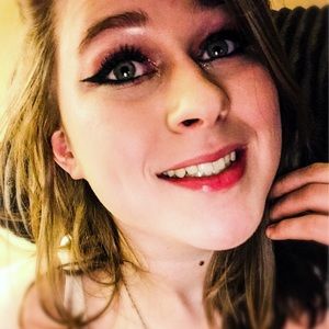 Meet your Posher, Gabrielle